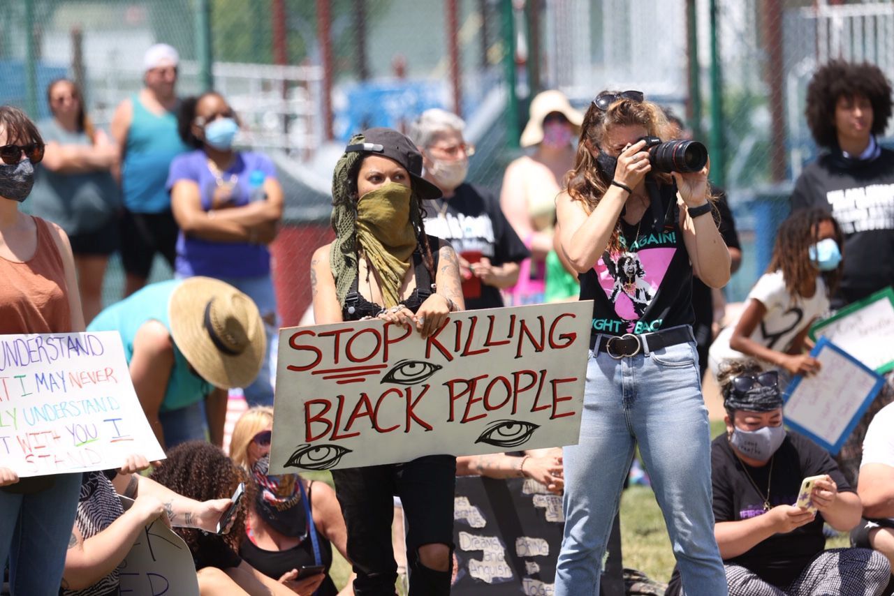 060620_nws_wildwoodprotest10.jpg